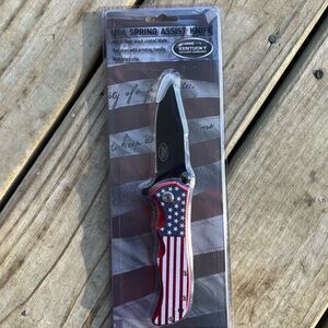 USA Spring Assist Knife with American Flag Design